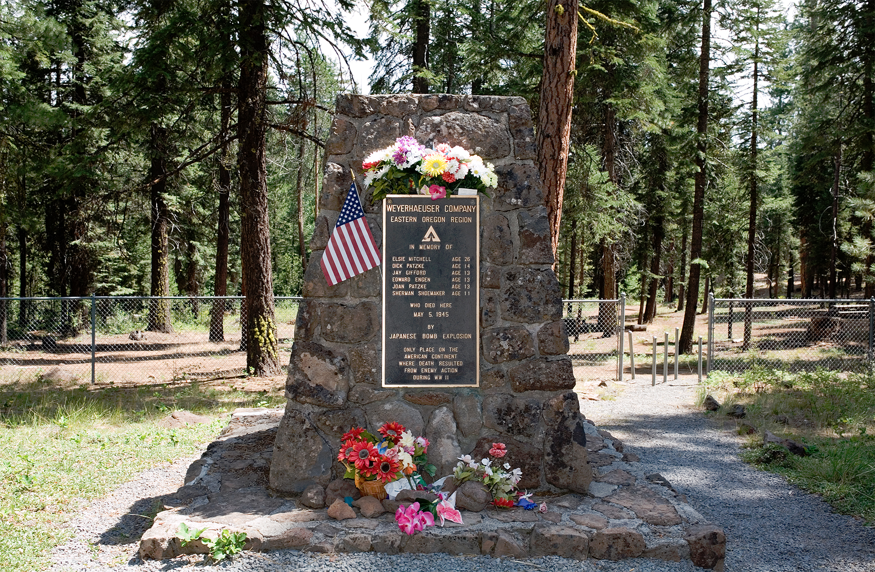 Image result for six people killed in oregon by japanese bomb in 1945